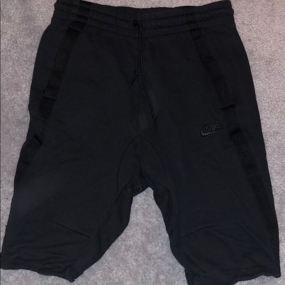Nike Other - Nike Tapered Fleece Shorts